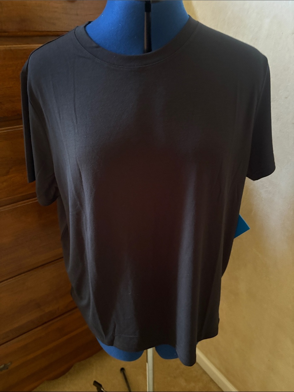 NWT Columbia Black CSC Soft Stretch Short Sleeve T-Shirt.